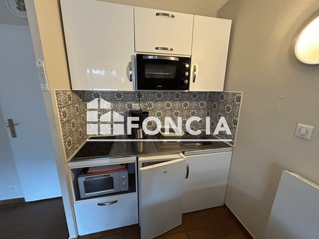 Studio meublé (19.7 m²) à louer - Saint Cyr Sur Mer (83270)