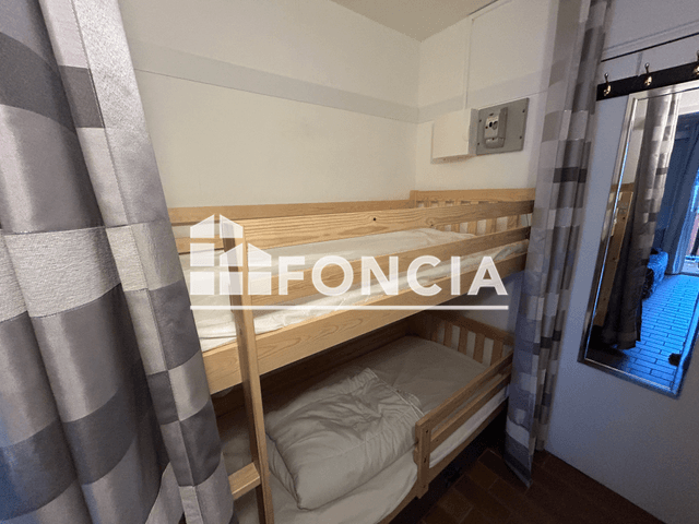 Studio meublé (19.7 m²) à louer - Saint Cyr Sur Mer (83270)