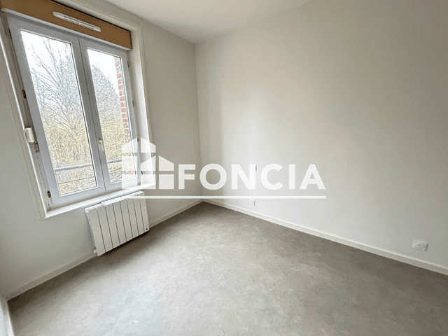 Appartement 4 pièces (72.76 m²) à louer - Charleville-mezieres (08000)