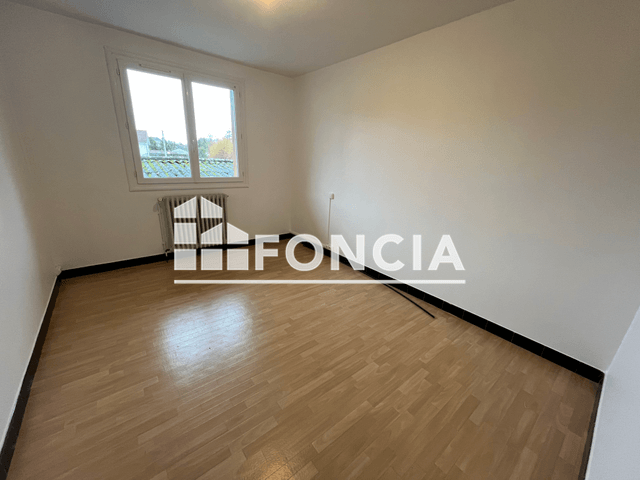 Maison 4 pièces (87 m²) à louer - Mussidan (24400)