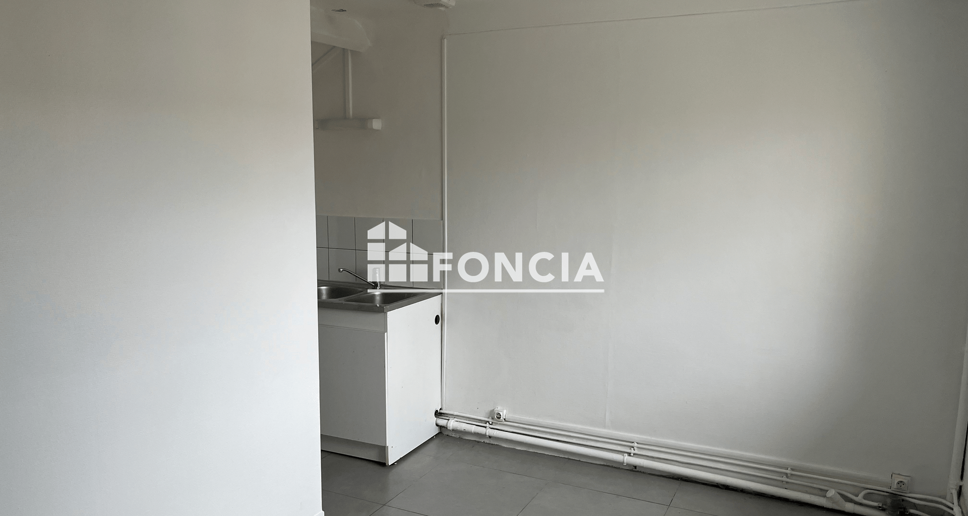 Studio (24.07 m²) à louer - Corbeil-essonnes (91100)