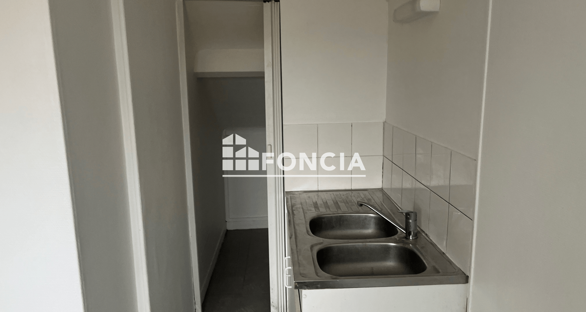 Studio (24.07 m²) à louer - Corbeil-essonnes (91100)