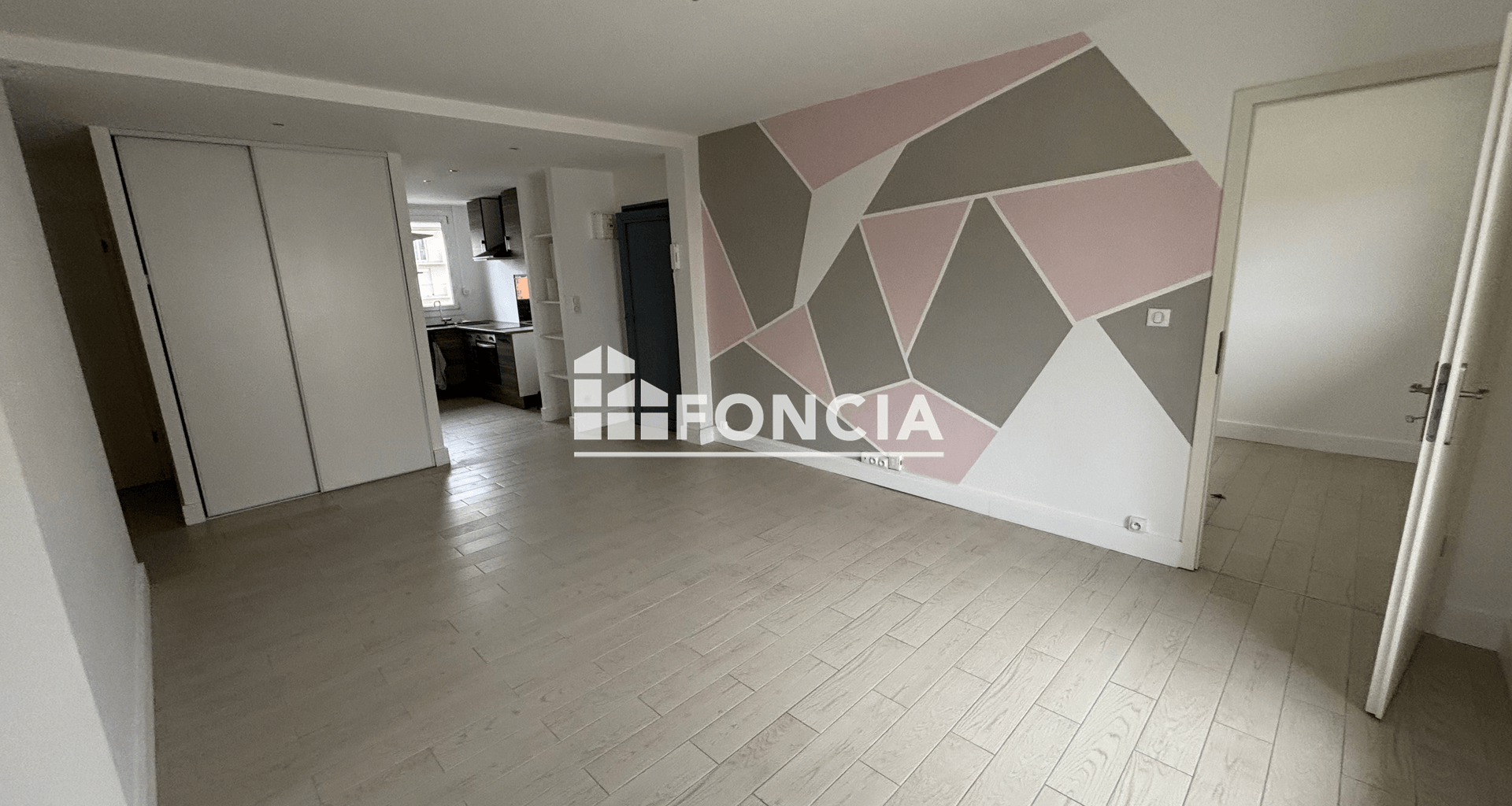 Appartement 5 pièces (72.18 m²) à louer - Vandœuvre-lès-nancy (54500)