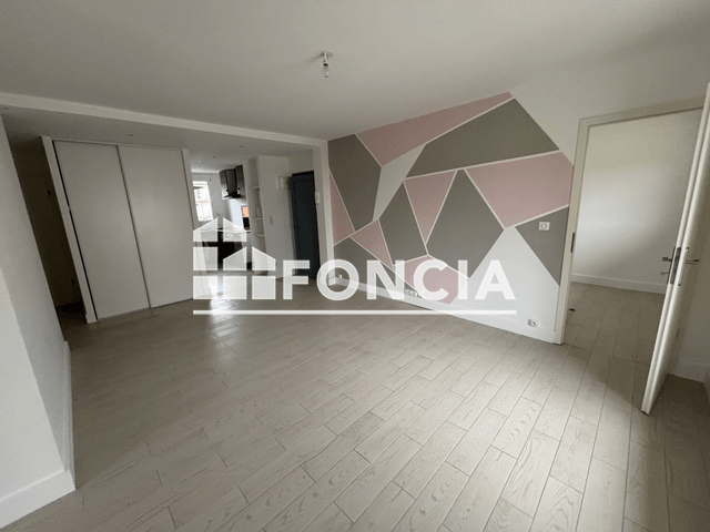 Appartement 5 pièces (72.18 m²) à louer - Vandoeuvre (54500)