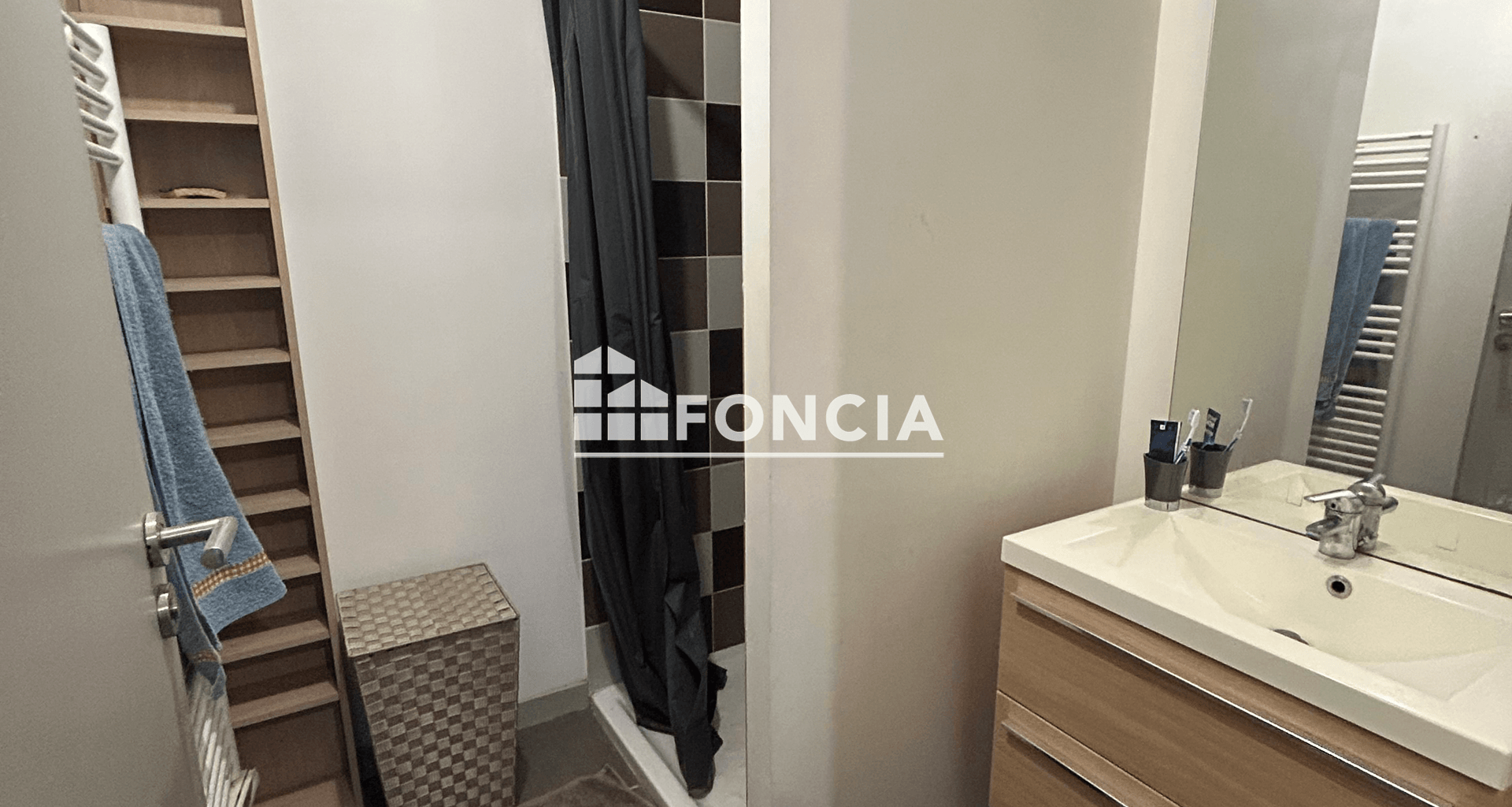 Appartement 5 pièces (99 m²) à louer - Saint-étienne (42000)