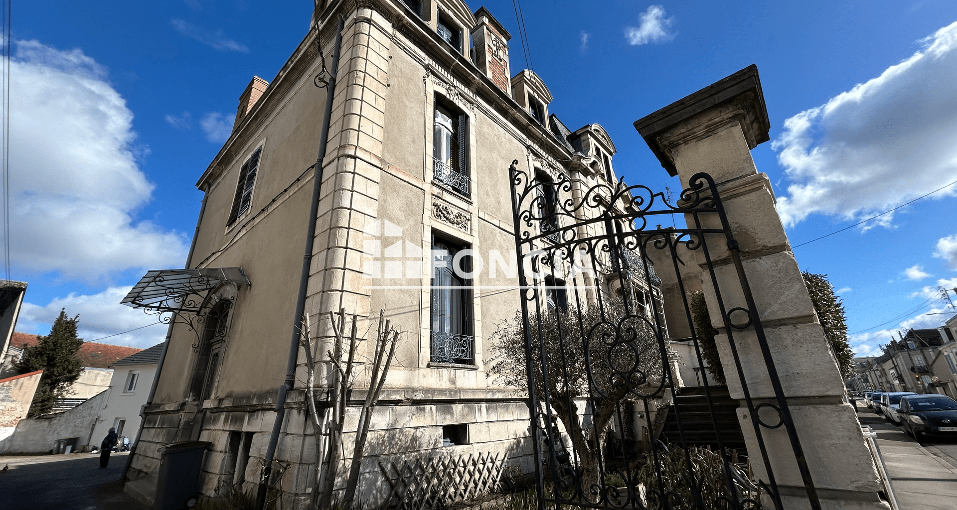 Studio (56.92 m²) à louer - Montluçon (03100)