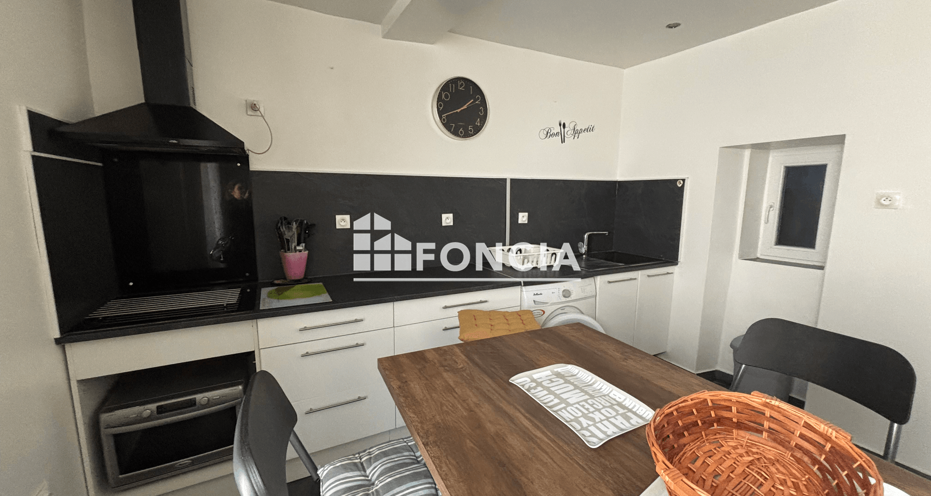 Appartement 2 pièces (30 m²) à vendre - Solliès-pont (83210)