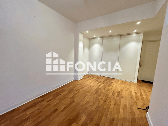 Appartement 2 pièces (34.6 m²) à louer - Lyon 6ᵉ (69006)