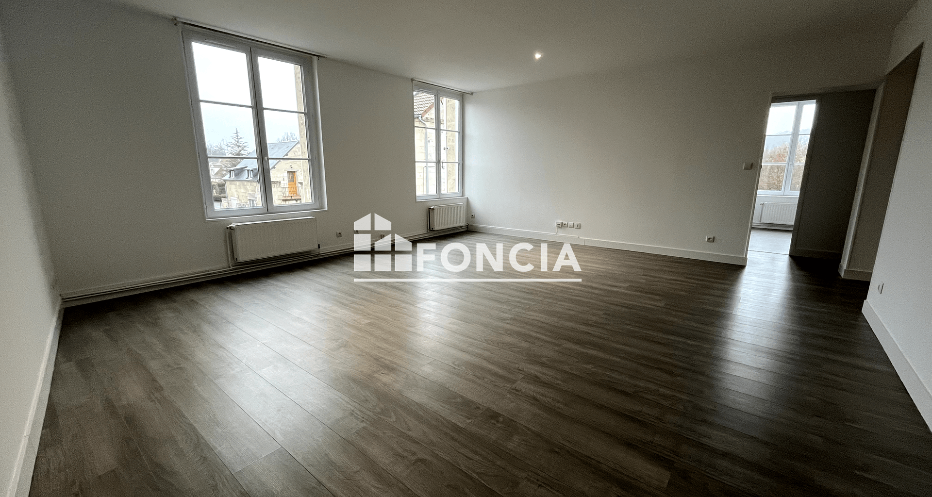 Appartement 5 pièces (105.71 m²) à vendre - Courmelles (02200)