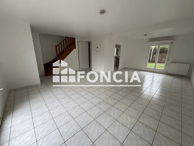 Maison 6 pièces (115.79 m²) à louer - Chennevieres Sur Marne (94430)