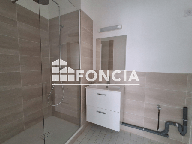 Appartement 2 pièces (43.33 m²) à louer - Nimes (30000)