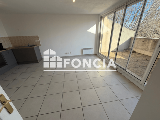 Appartement 2 pièces (42.22 m²) à louer - Saint Martin De Crau (13310)