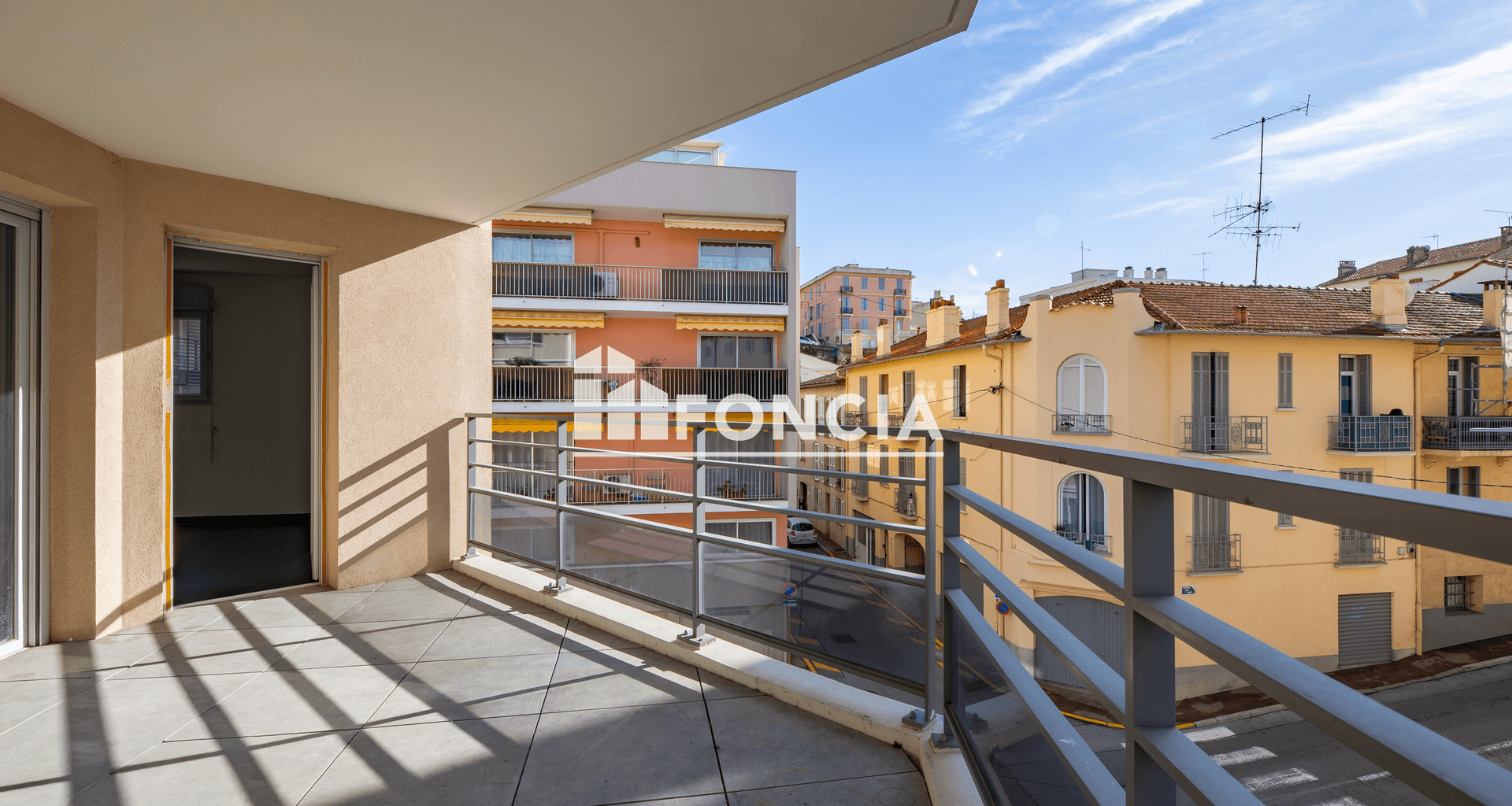 Appartement 4 pièces (88 m²) à vendre - Boulouris (83700)