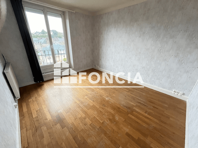 Appartement 2 pièces (50 m²) à louer - Conde En Normandie (14110)