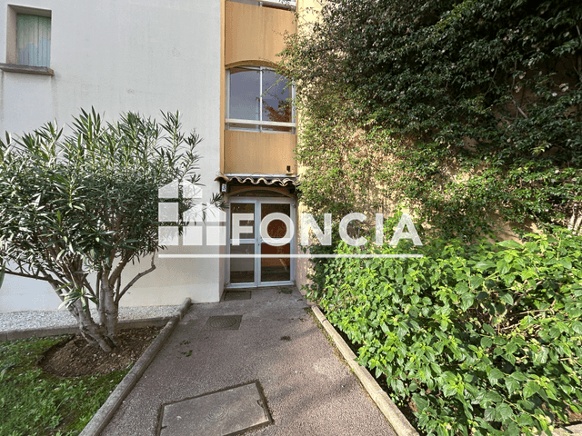 Appartement meublé 2 pièces (41 m²) à louer - Sanary Sur Mer (83110)