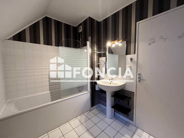 Appartement 2 pièces (41.03 m²) à louer - Luce (28110)