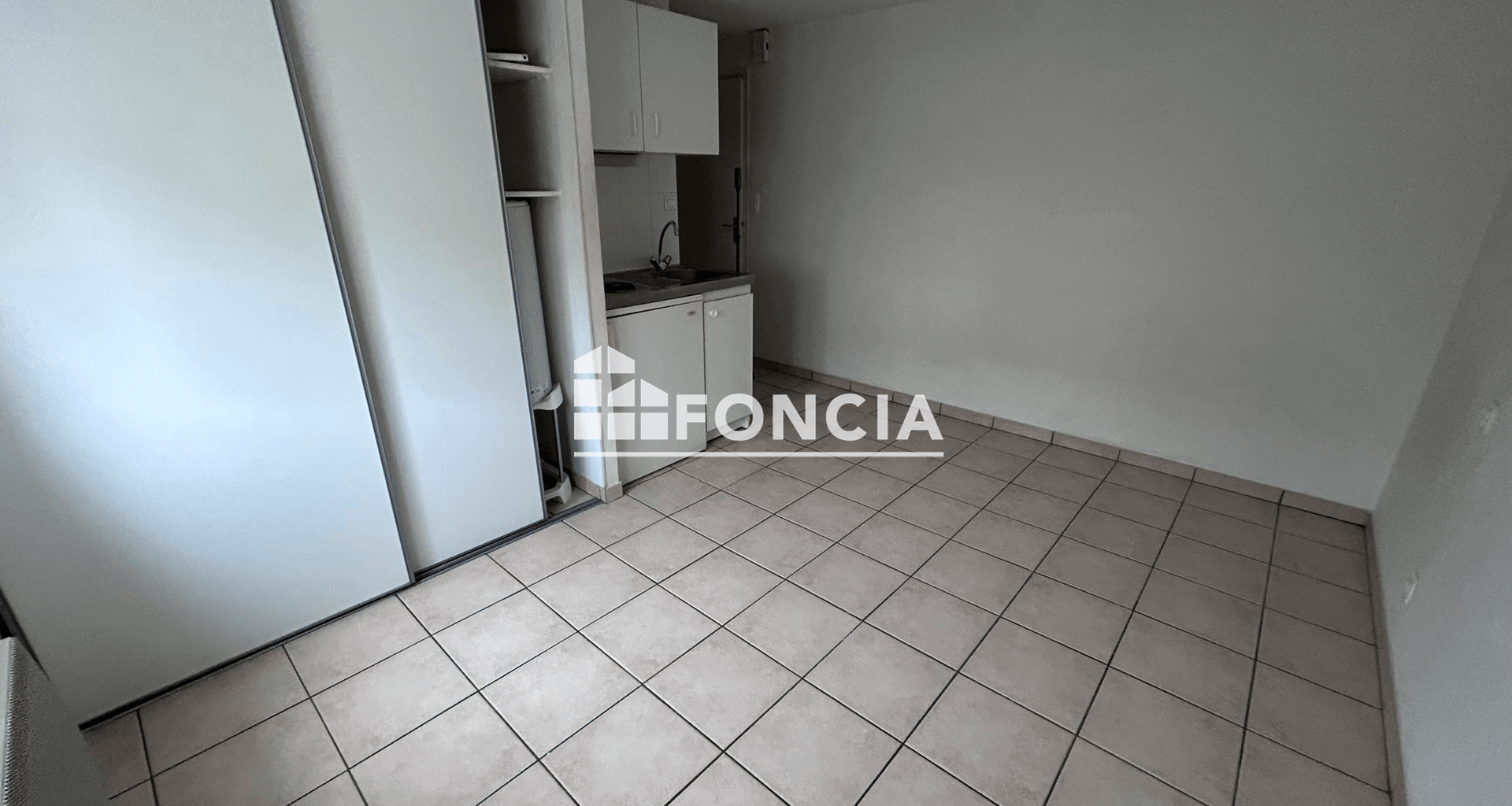 Studio (15.98 m²) à louer - La Roche-sur-yon (85000)