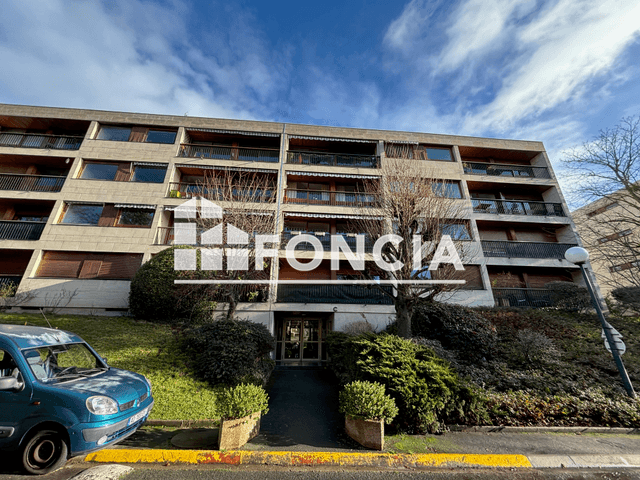 Appartement 3 pièces (80.8 m²) à louer - Carrieres Sur Seine (78420)