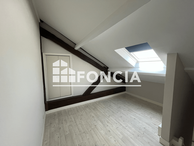 Appartement 2 pièces (28.4 m²) à louer - Le Mans (72000)