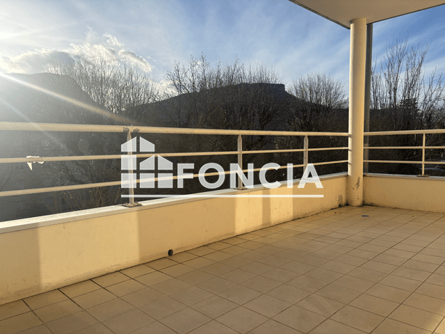 Appartement 2 pièces (49 m²) à louer - Voreppe (38340)