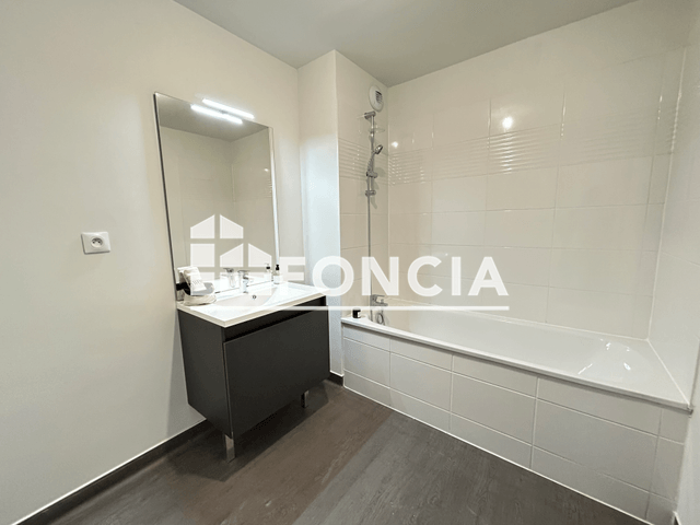 Appartement 3 pièces (65.4 m²) à louer - Erquinghem Lys (59193)