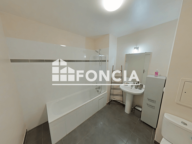 Studio meublé (29 m²) à louer - Bobigny (93000)