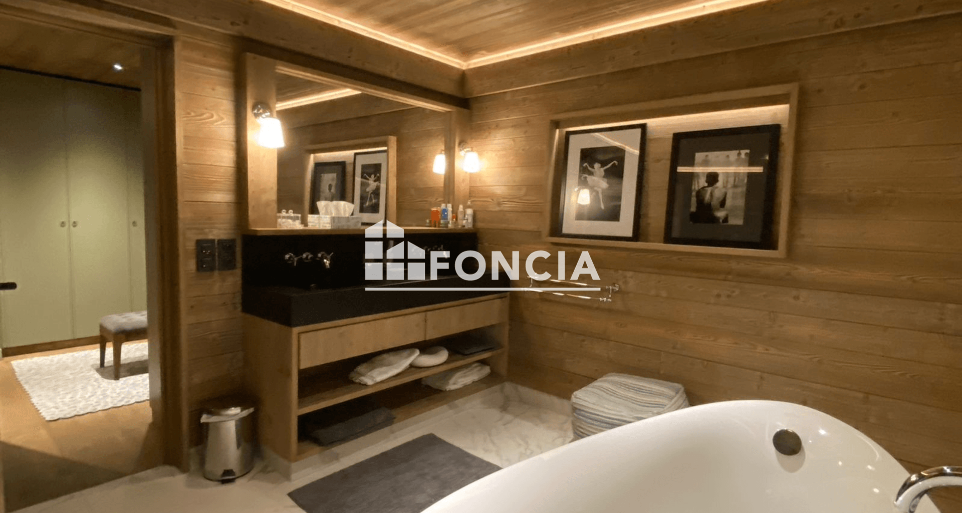 Maison 12 pièces (448.26 m²) à vendre - Chamonix-mont-blanc (74400)