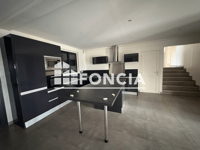 Maison 6 pièces (133.59 m²) à louer - Saint Maurice De Gourdan (01800)