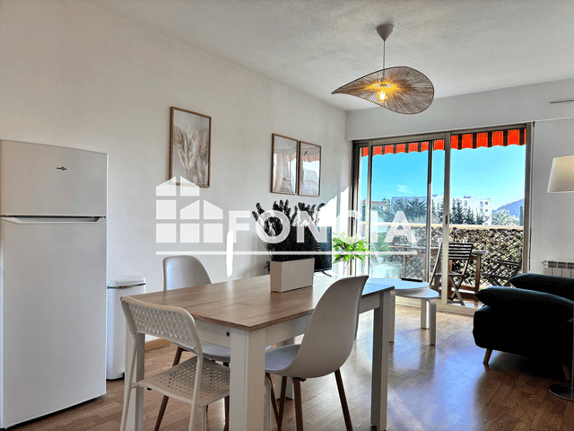 Appartement meublé 2 pièces (34.52 m²) à louer - Hyeres (83400)