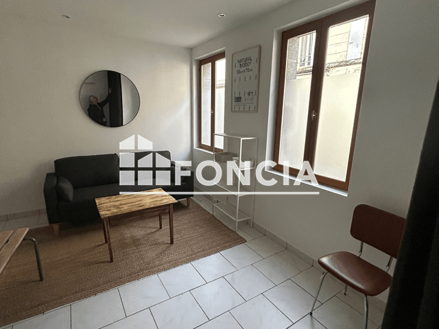 Studio meublé (30.55 m²) à louer - Niort (79000)