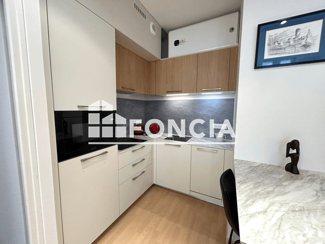 Appartement meublé 2 pièces (31.34 m²) à louer - La Rochelle (17000)