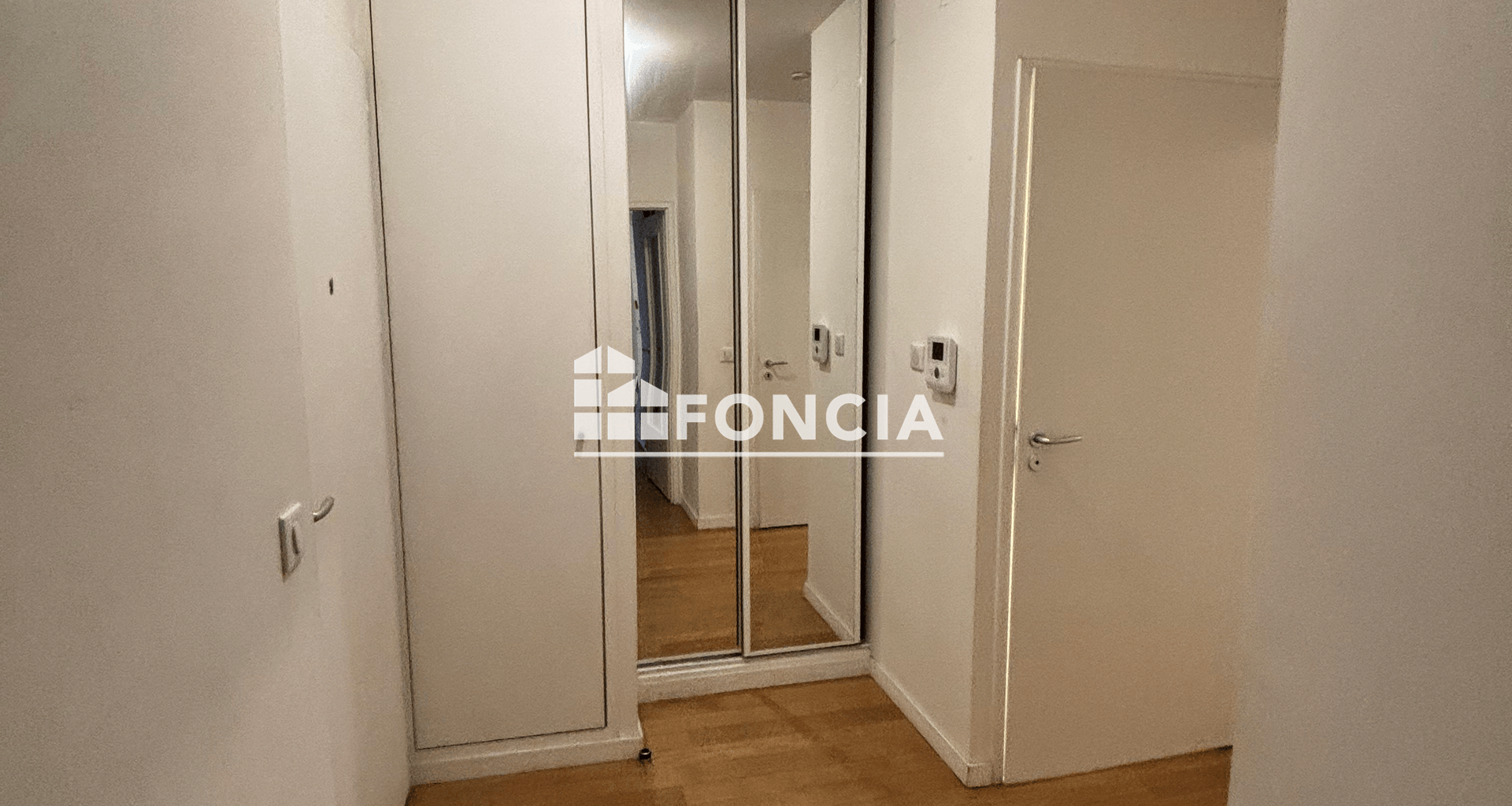 Appartement 2 pièces (56.4 m²) à louer - Nanterre (92000)