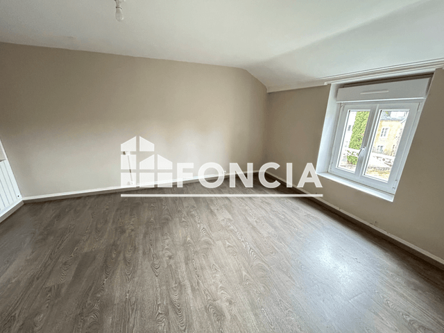 Appartement 2 pièces (35 m²) à louer - Charleville Mezieres (08000)