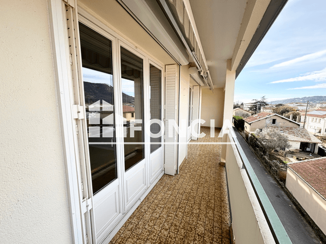 Appartement 4 pièces (75.34 m²) à louer - Guilherand-granges (07500)