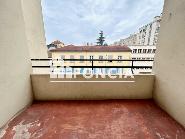 Appartement 3 pièces (73.72 m²) à louer - Lyon 8ᵉ (69008)