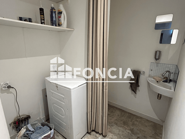 Appartement 2 pièces (62.33 m²) à louer - Etoile (26800)