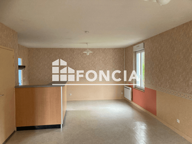 Appartement 2 pièces (49.7 m²) à louer - La Chartre Sur Le Loir (72340)
