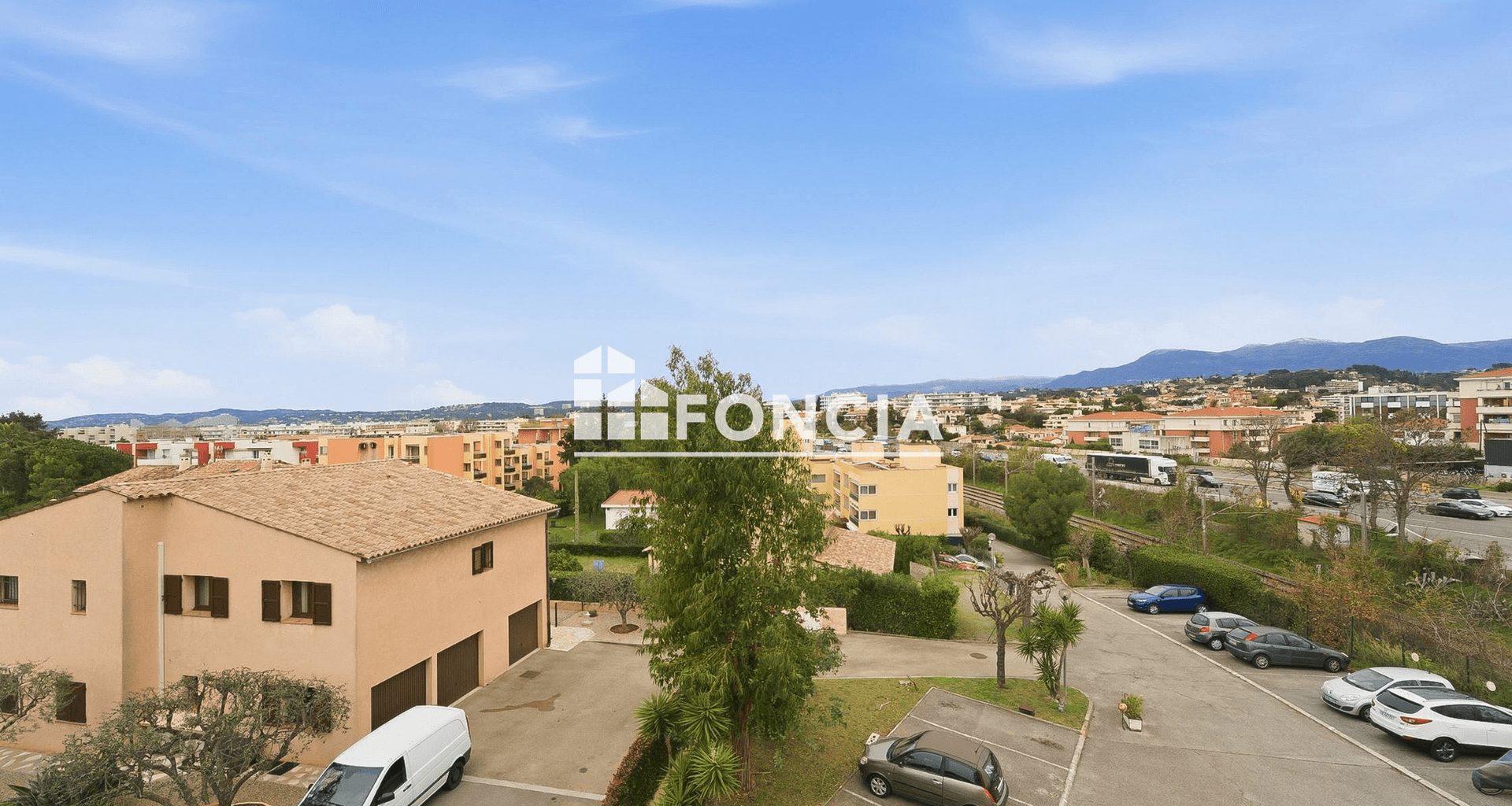 Appartement 2 pièces (49.8 m²) à vendre - Cagnes-sur-mer (06800)