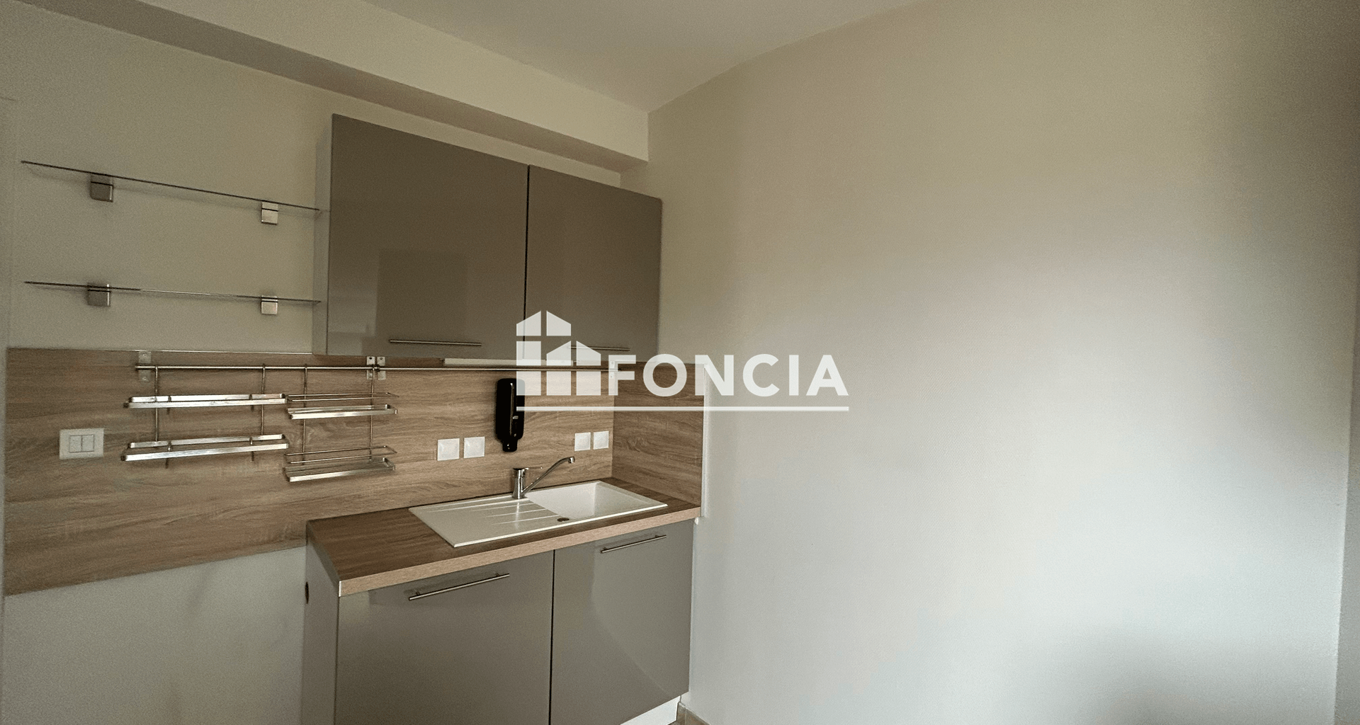 Appartement 5 pièces (102.87 m²) à louer - Clermont-ferrand (63000)