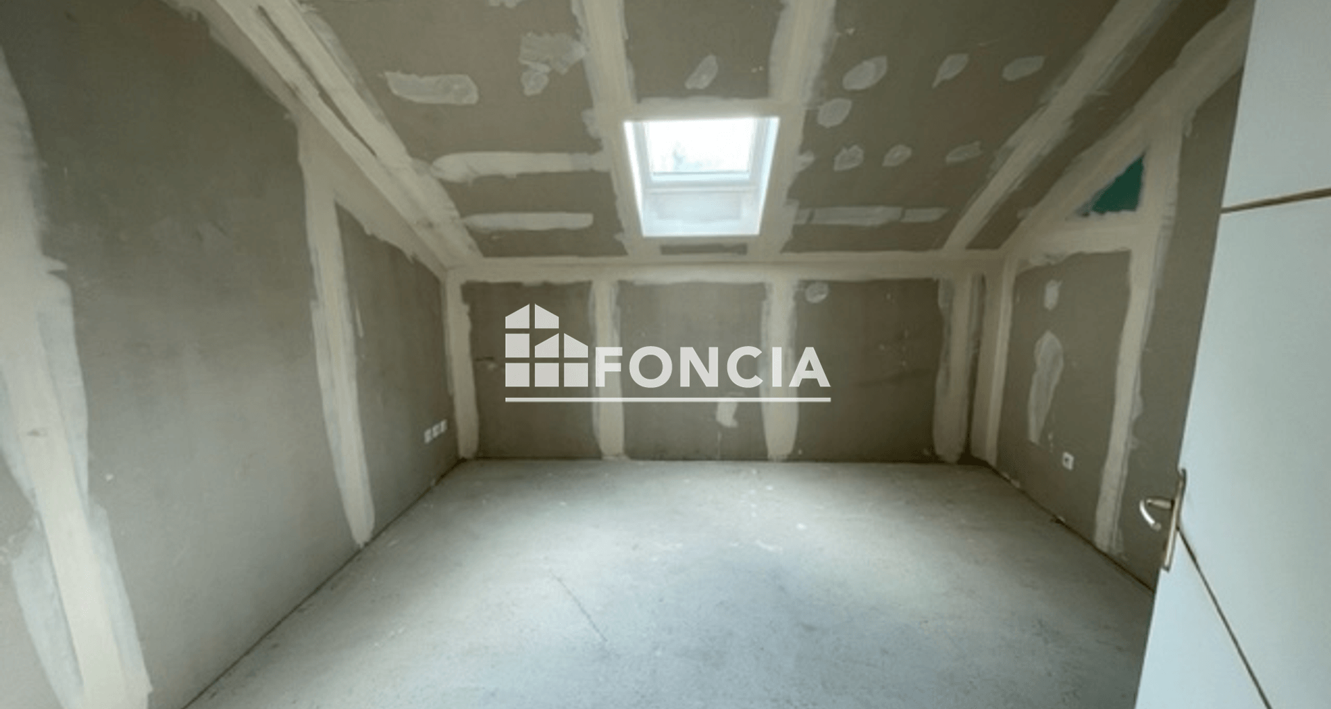 Maison 5 pièces (130 m²) à vendre - Mérobert (91780)