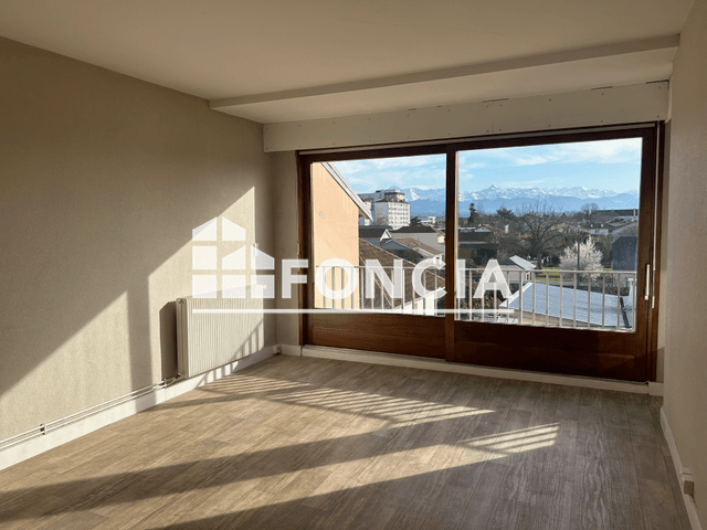 Appartement 4 pièces (100.09 m²) à louer - Tarbes (65000)