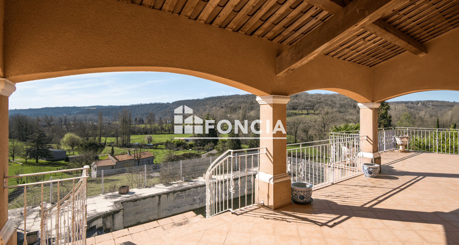 Maison 4 pièces (232 m²) à vendre - Villefranche-de-rouergue (12200)