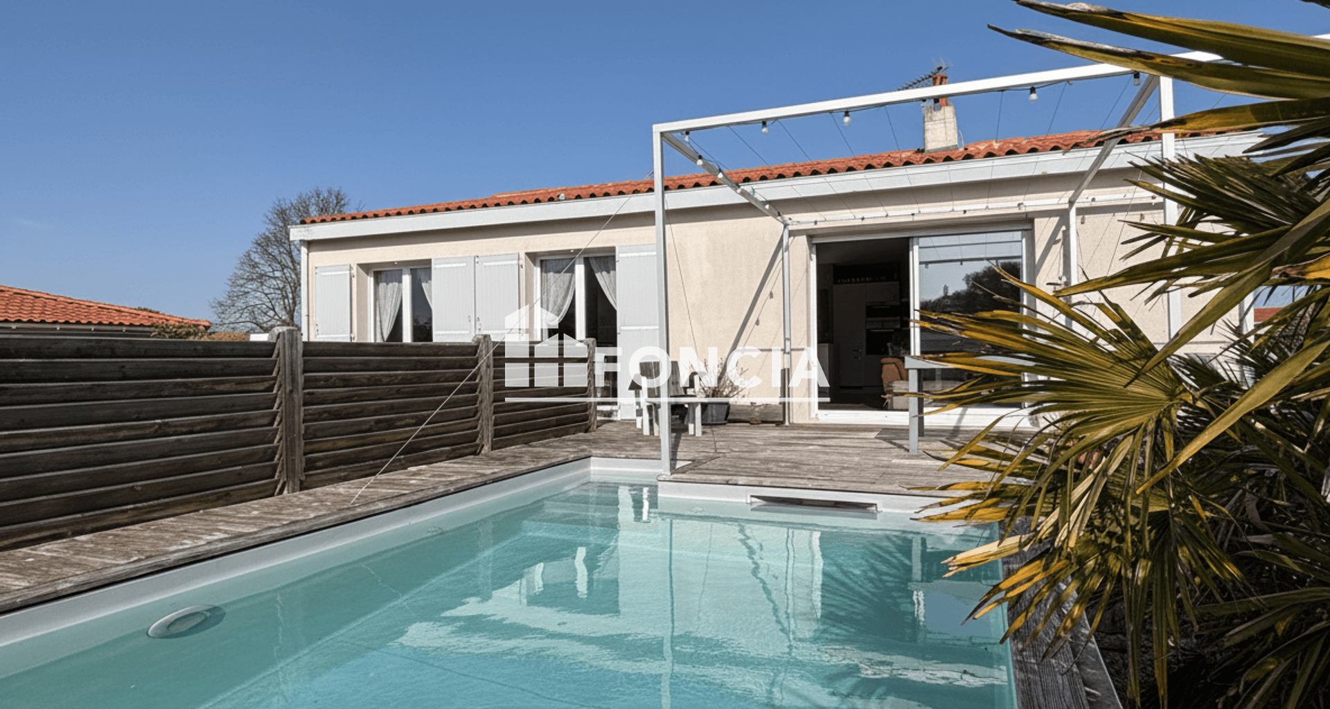 Maison 7 pièces (144 m²) à vendre - Angoulins (17690)