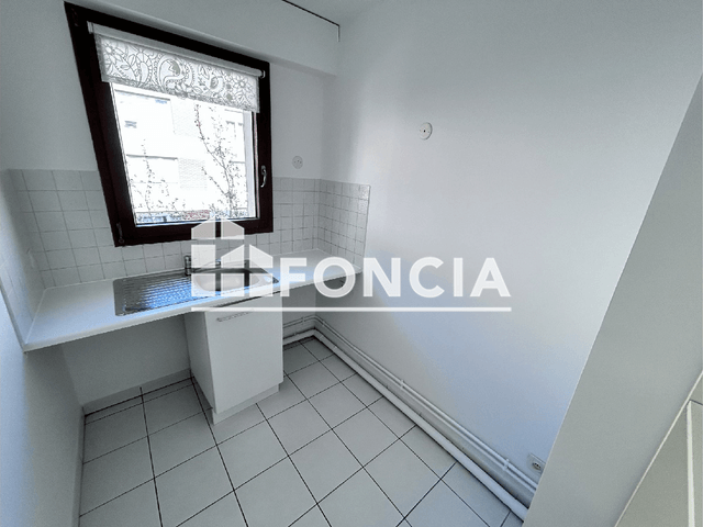 Studio (32.35 m²) à louer - Suresnes (92150)