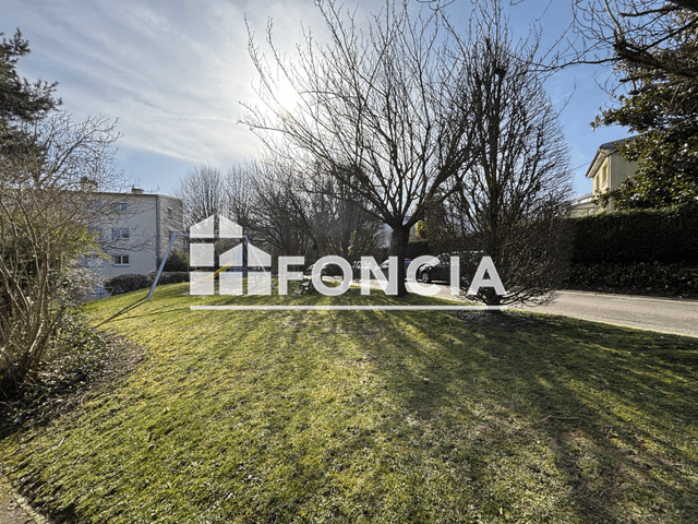 Maison 4 pièces (138.35 m²) à louer - La Celle Saint Cloud (78170)