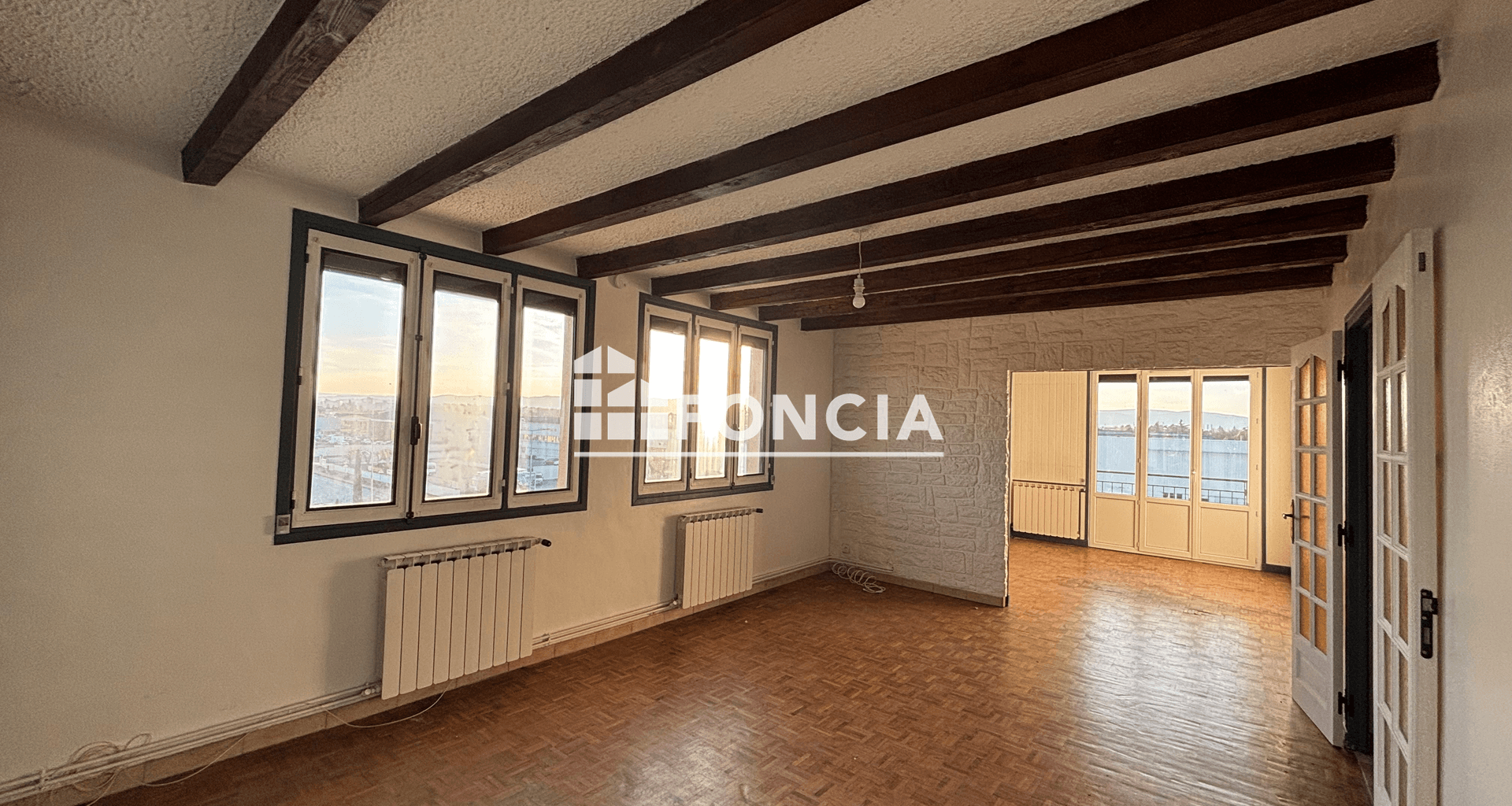 Appartement 5 pièces (96.5 m²) à vendre - Roanne (42300)