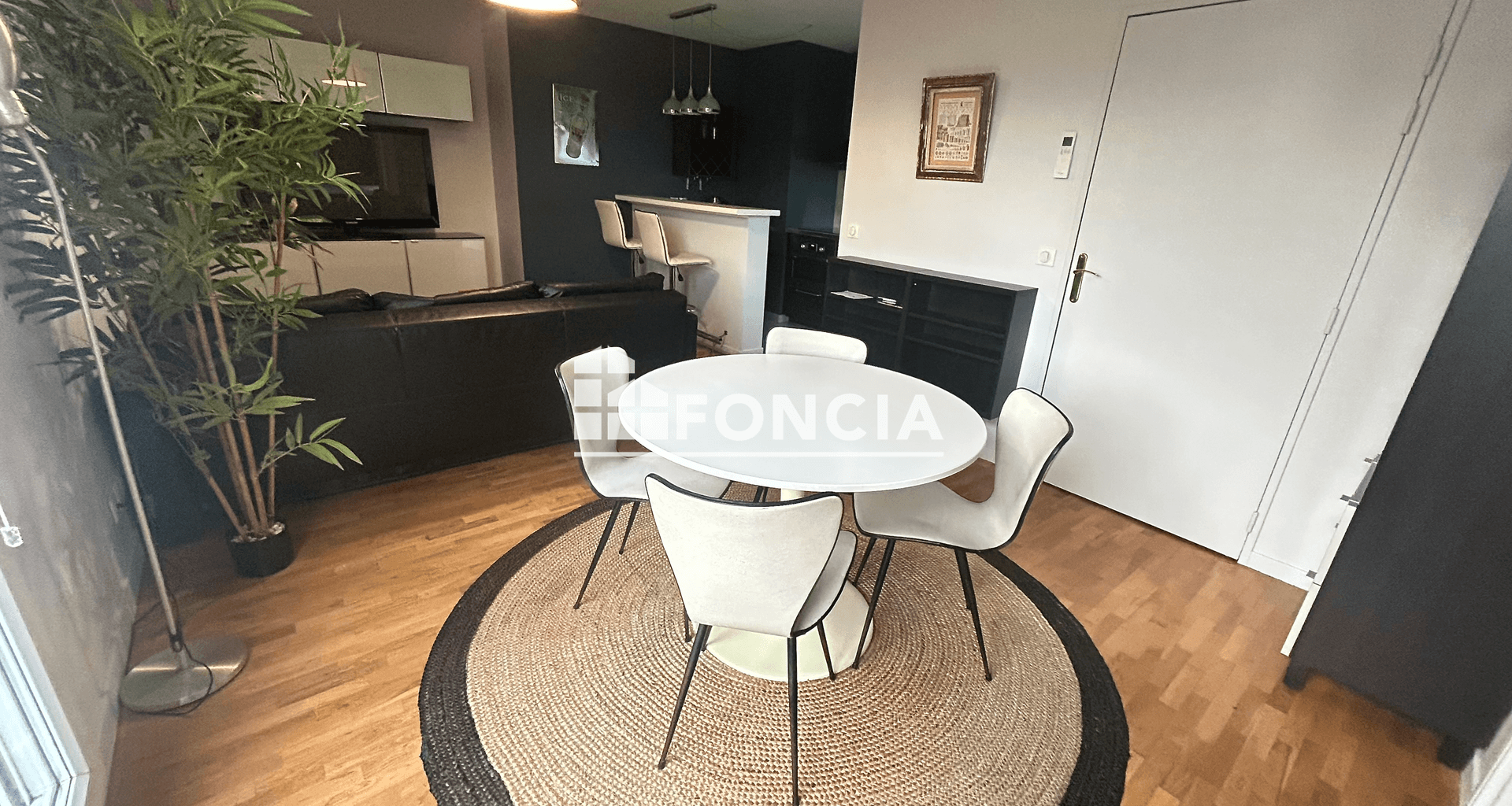 Appartement meublé 2 pièces (42.8 m²) à louer - Châtenay-malabry (92290)