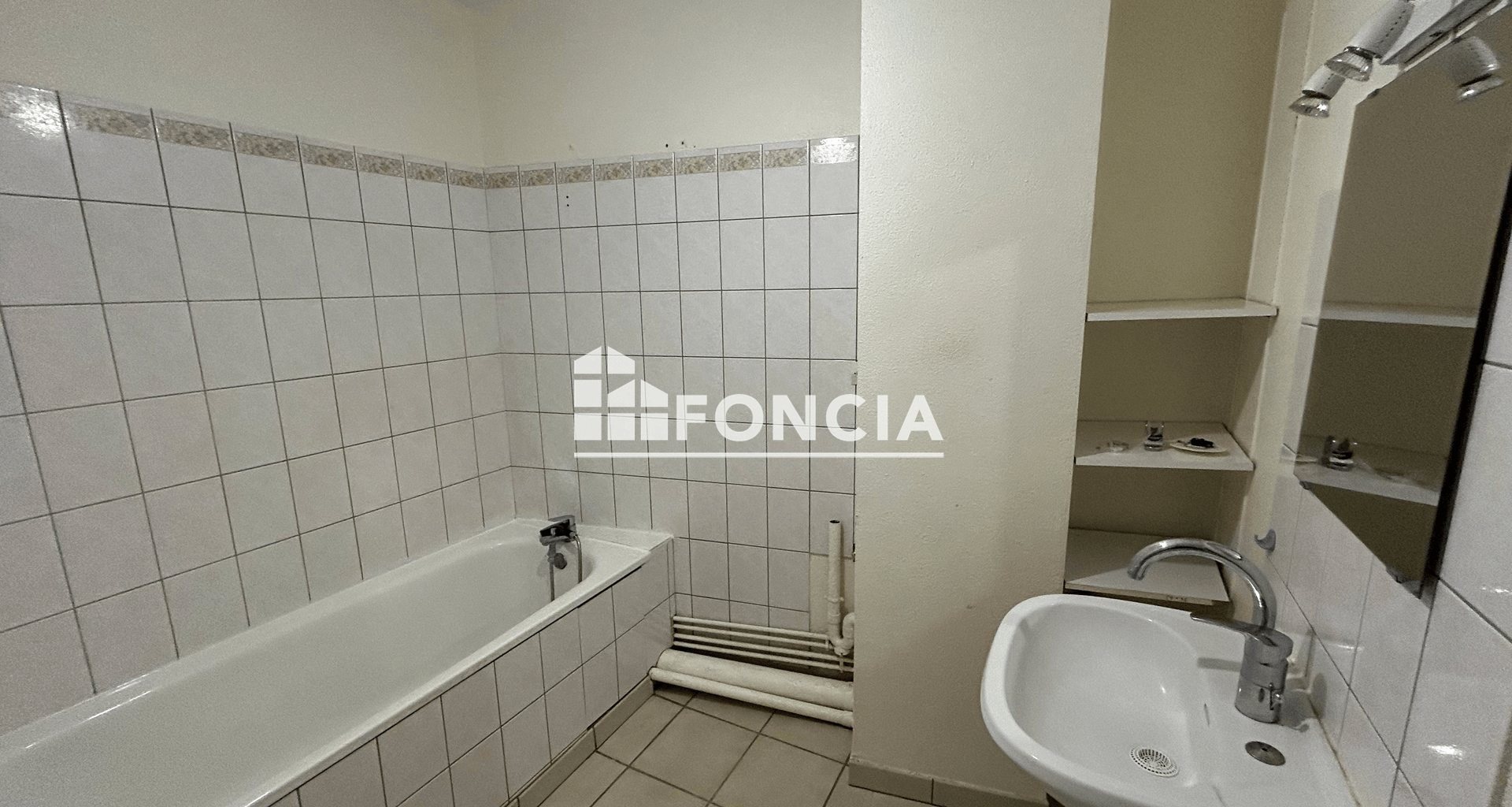 Appartement 2 pièces (55 m²) à louer - Roanne (42300)