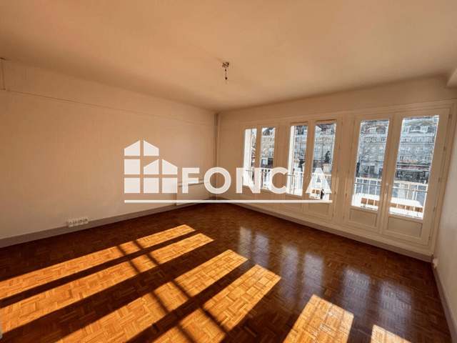 Appartement 3 pièces (79.18 m²) à louer - Beauvais (60000)