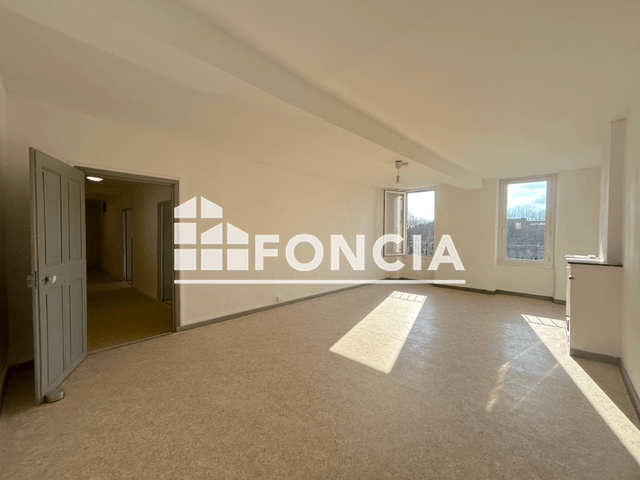 Appartement 2 pièces (83.45 m²) à louer - Orange (84100)